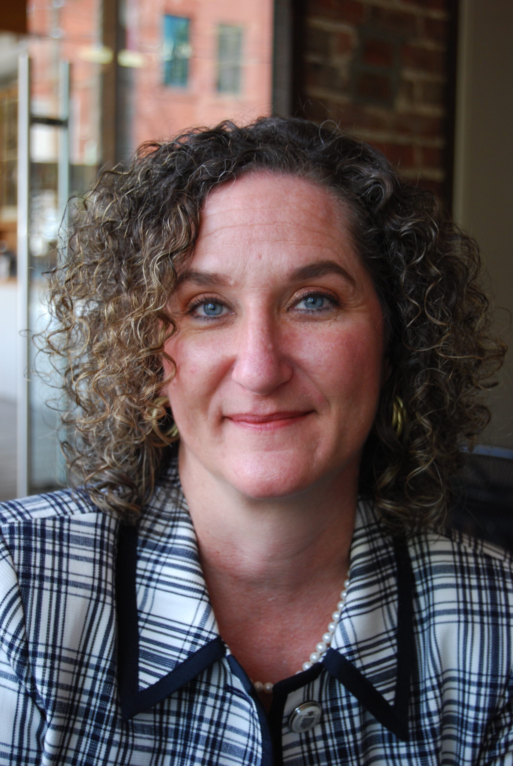 Chef Cynthia East headshot